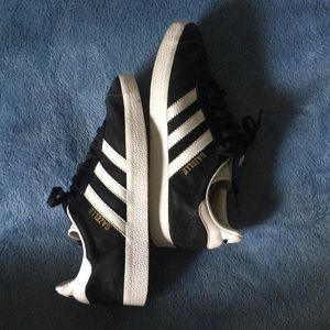 Black Adidas Gazelles